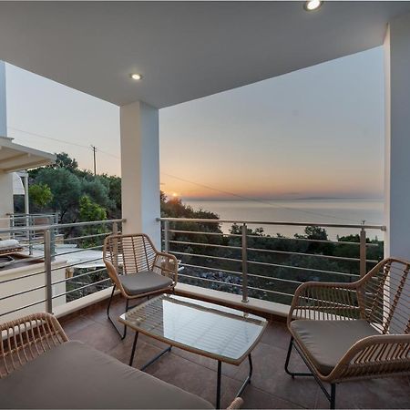Nikole'S Villas Luxury 180M2 Tyros Exterior photo
