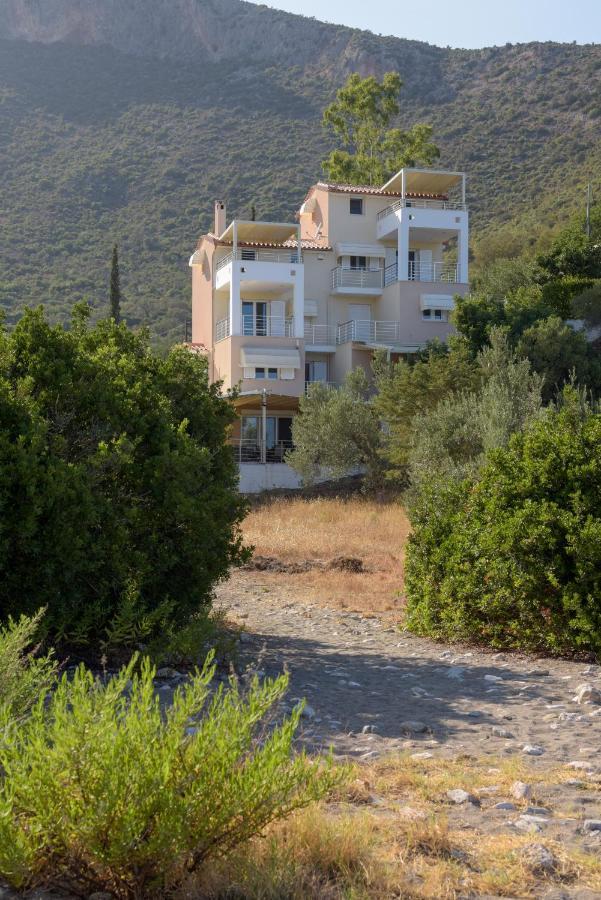 Nikole'S Villas Luxury 180M2 Tyros Exterior photo